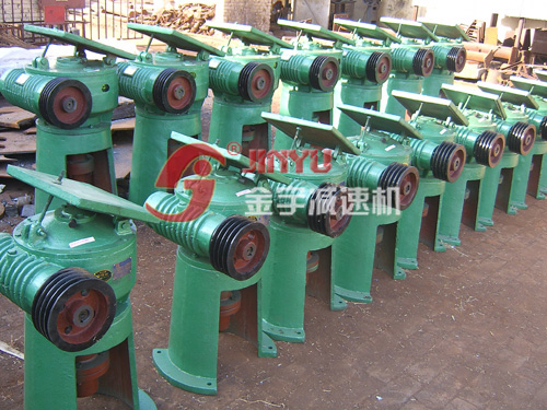 A型立式圓柱蝸桿減速機