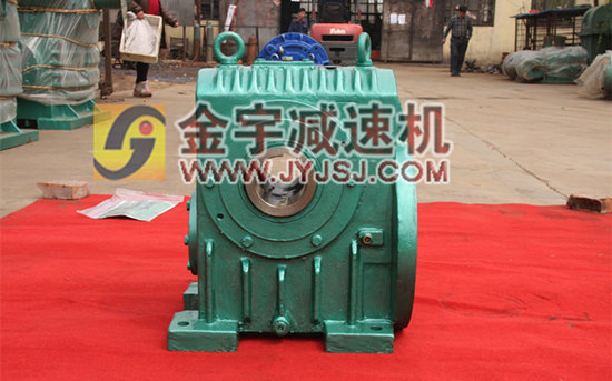 VF系列蝸輪蝸桿減速機